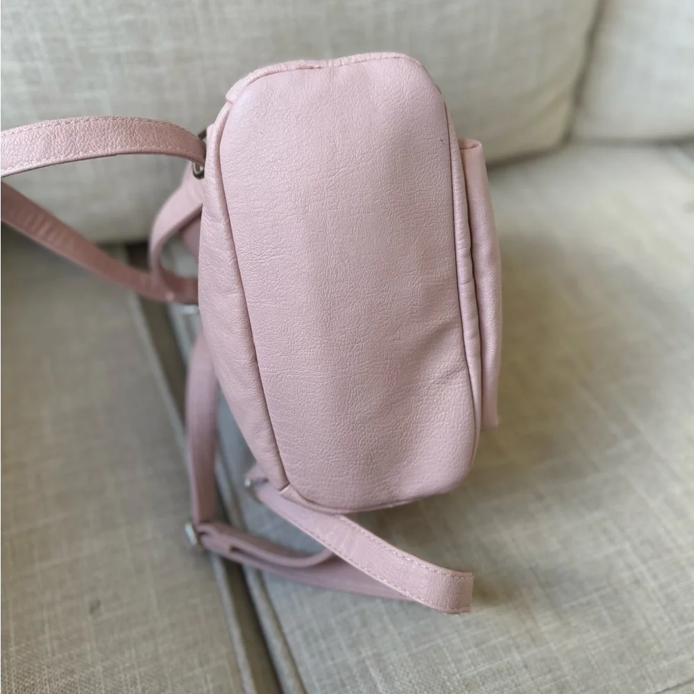 Women’s pink backpack by Divided H&M like new - Picture 3 of 5